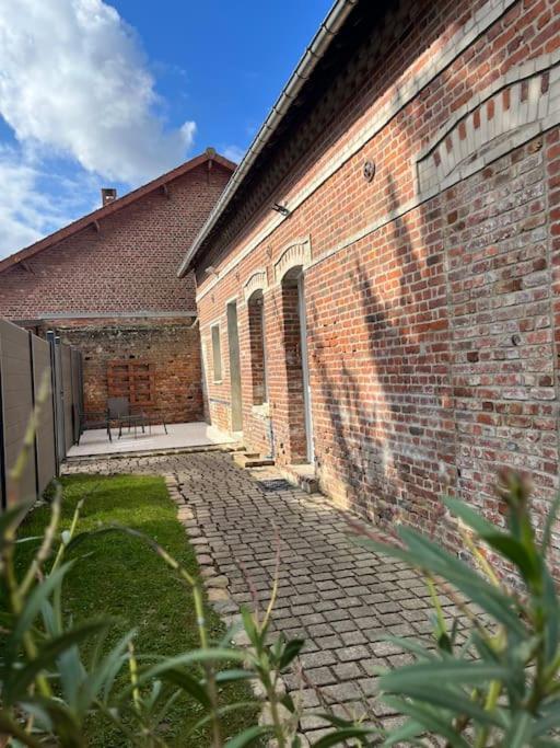La Petite Maison Vermand Exterior photo